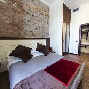 Arena Luxury Pensión
