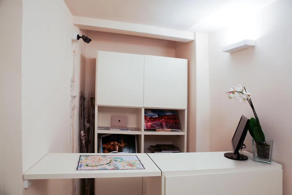 Relais Love Guest House Verona 3*,